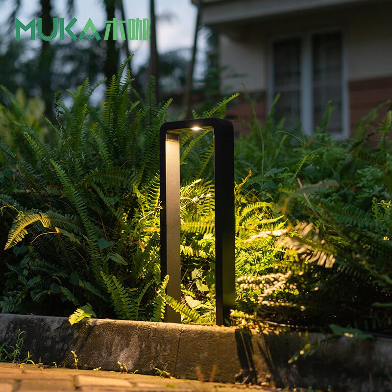 Commercial Outdoor Bollard Lighting Decorative Black Garden Lawn Lights For Landscape